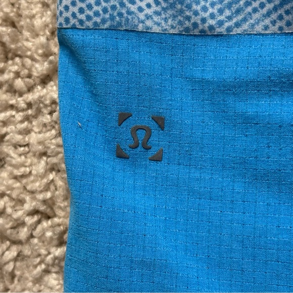 Lululemon Men’s Lane Line Shorts - Picture 3 of 6